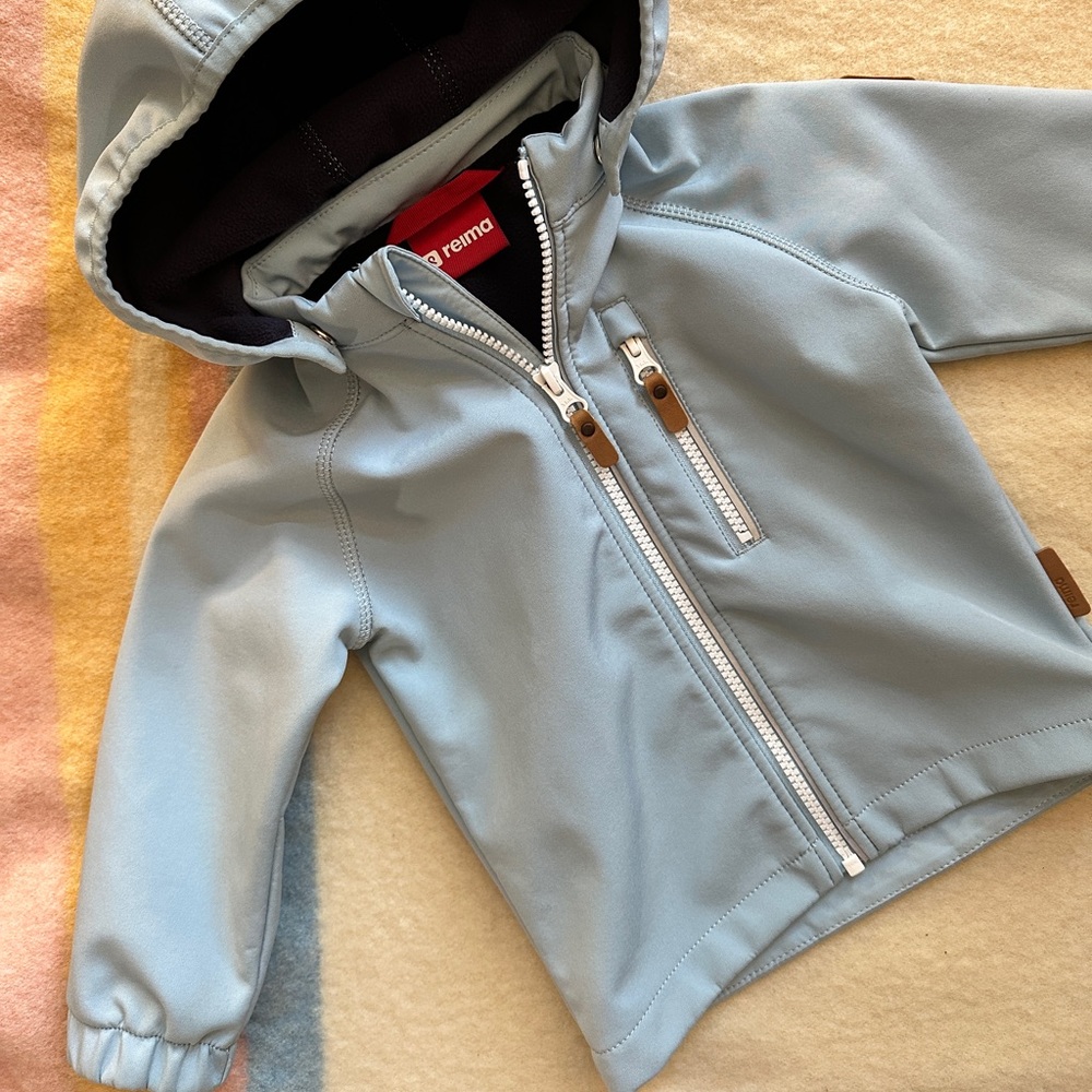 EUC Reima Softshell Jacket - beautiful baby blue